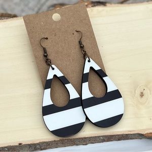 Handmade Striped Teardrop Earrings!